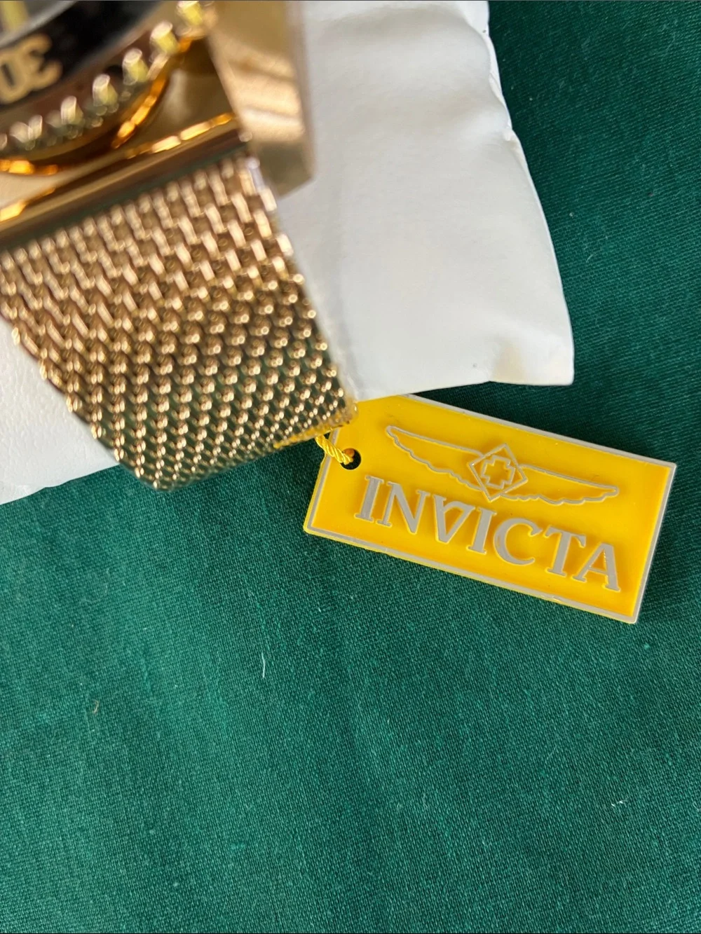 Invicta  New Gold and Black Mesh Bracelet Dive Watch